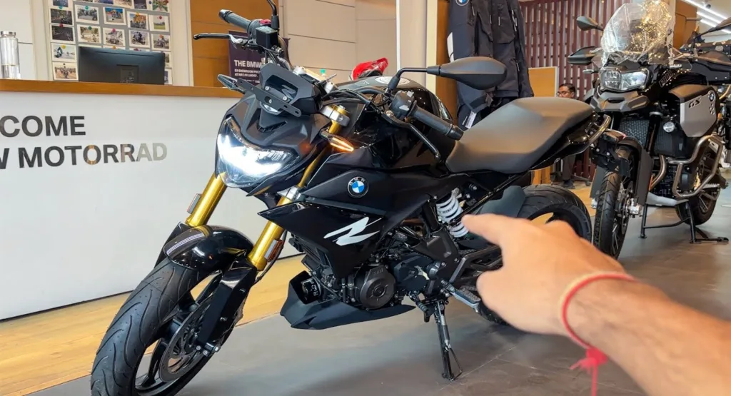 BMW G 310 R