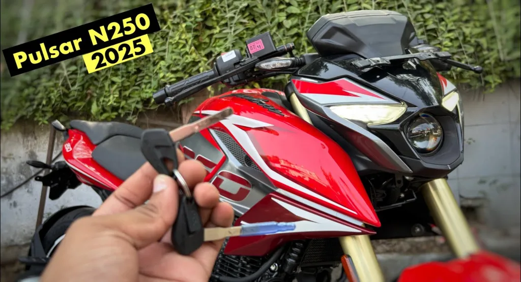 Bajaj Pulsar N250