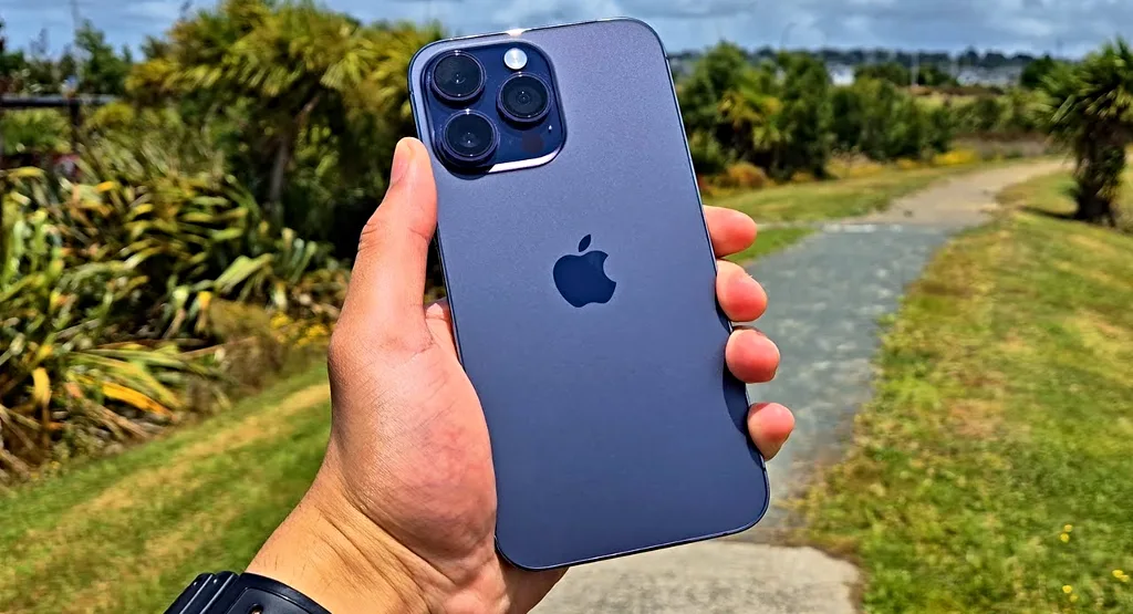 iPhone 14