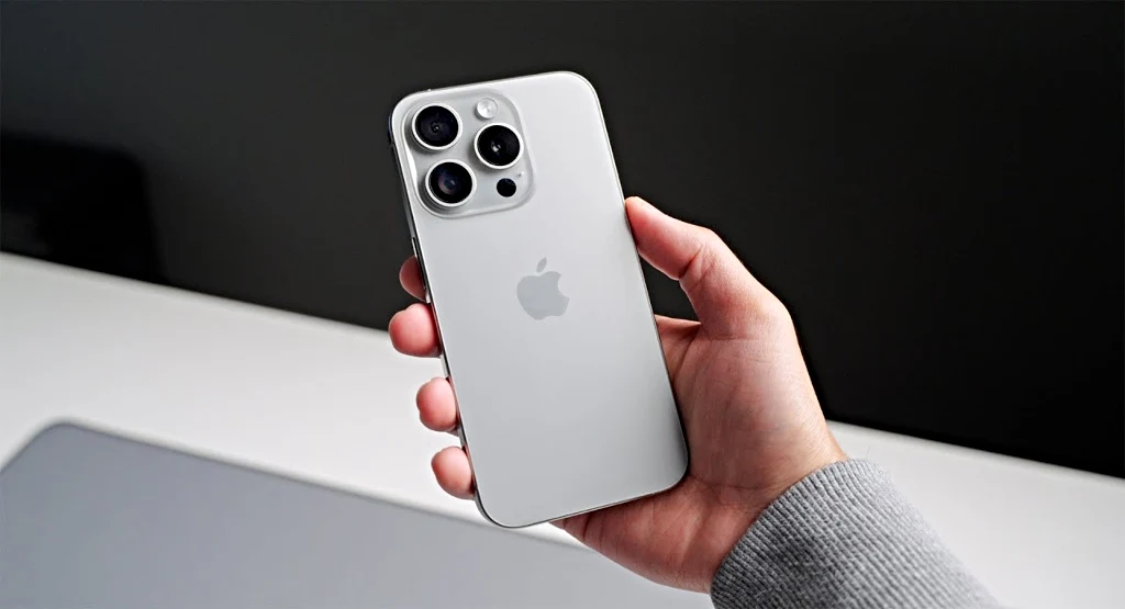 iPhone 15