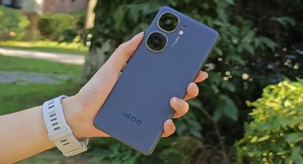 iQOO Neo 9S Pro+